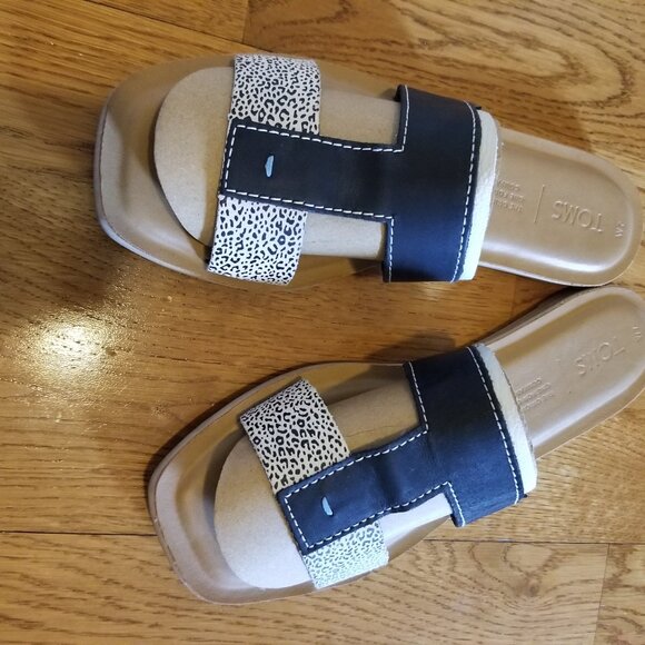 Toms flat slip on sandals - Picture 8 of 8